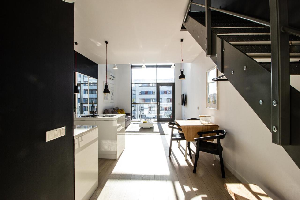Qbik Loft Modern Apartment Varsavia Esterno foto